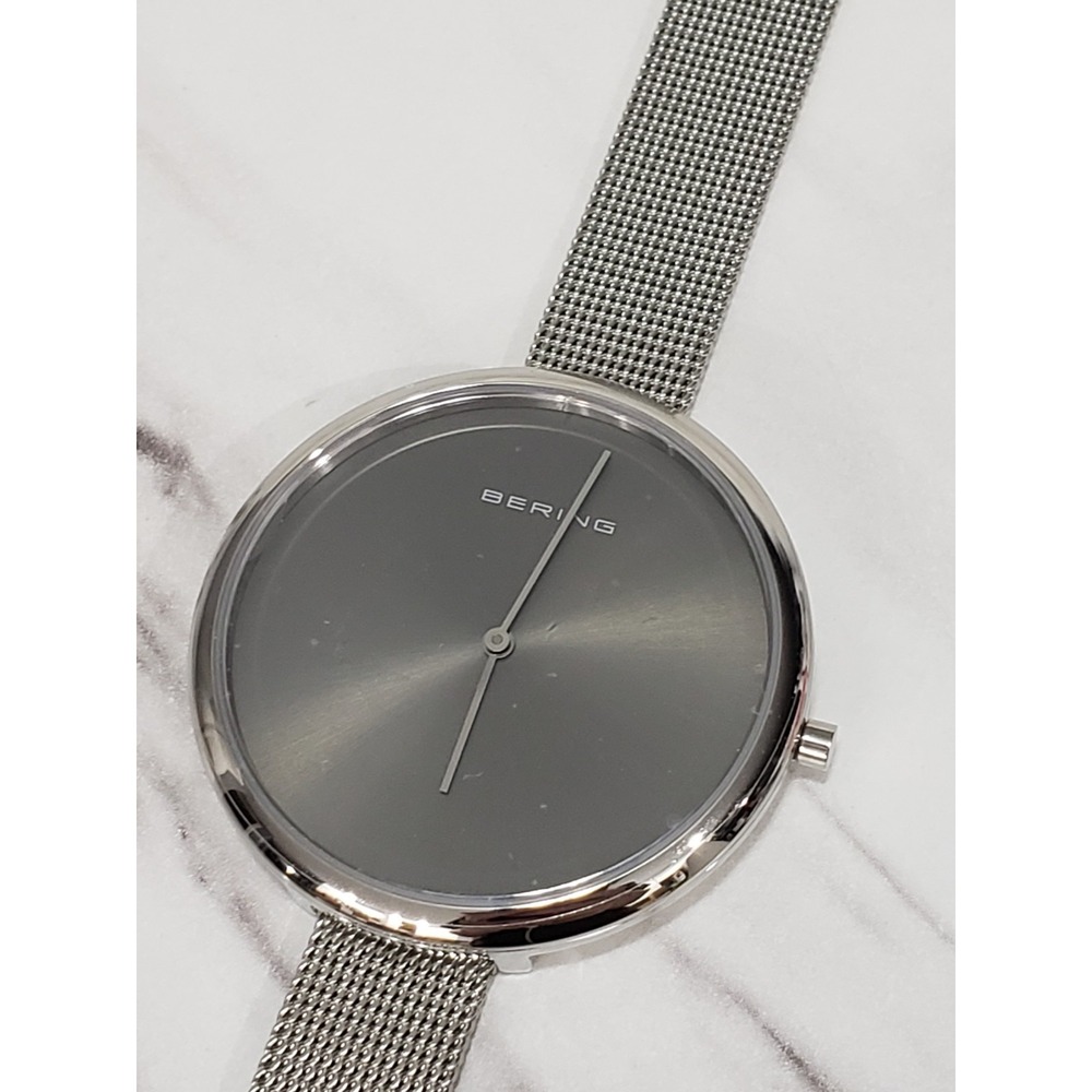 NEVER USED BERING Ladies Watch Slim Classic Sapphire Crystal 12240-609 Mesh
